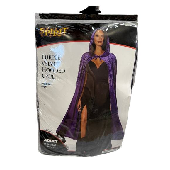 Spirit Halloween Purple Velvet Hooded Cape Adult Size One Size Fits Most New - Picture 1 of 3